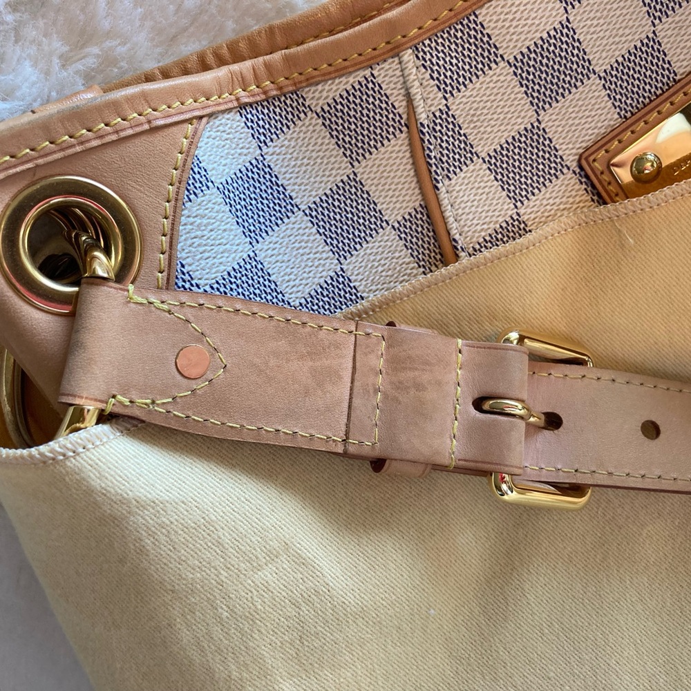 Louis Vuitton Azure Galleria PM - Picture 10 of 11
